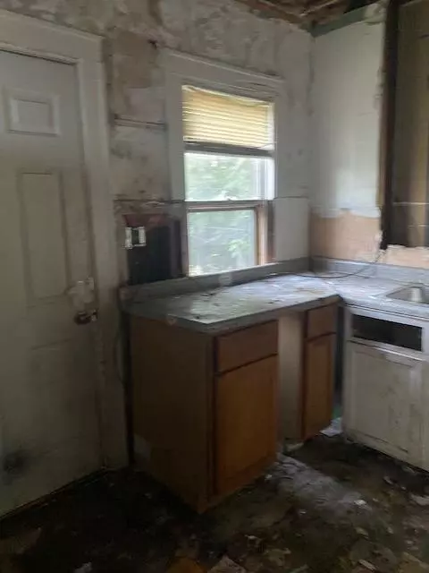 4484 Massachusetts St, Gary, IN 46409 photo 3