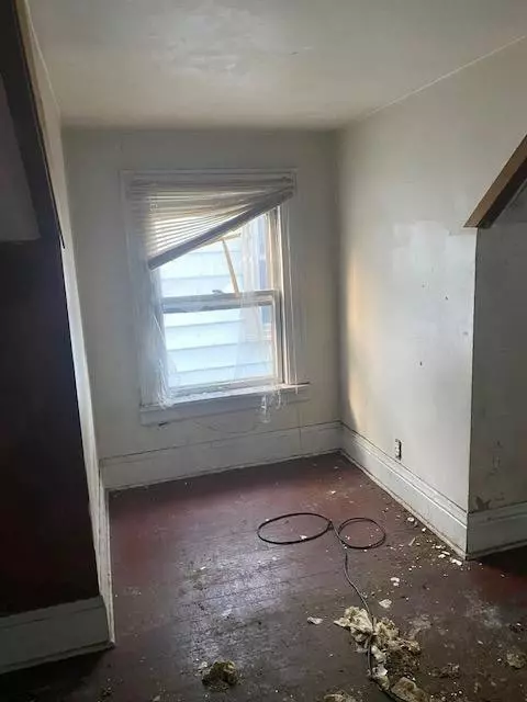 4484 Massachusetts St, Gary, IN 46409 photo 4