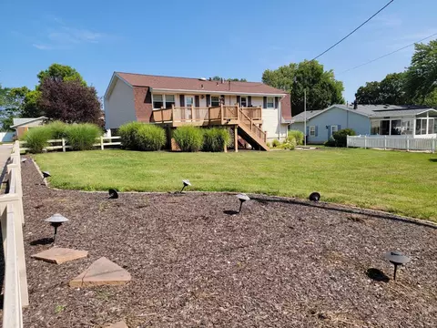901 Mohawk Dr, Crown Point, IN 46307 photo 26