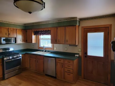 901 Mohawk Dr, Crown Point, IN 46307 photo 5