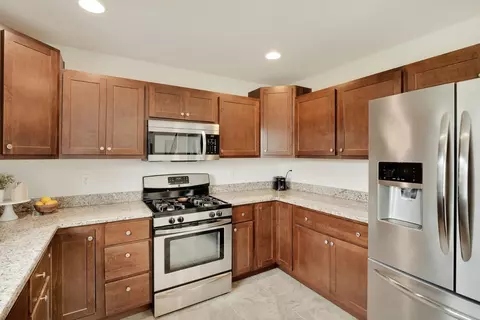 7435 Falling Leaf Cir, Schererville, IN 46375 photo 17