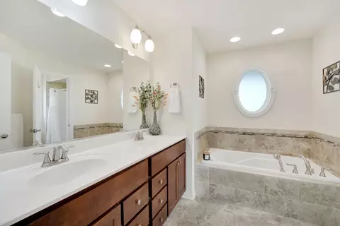 7435 Falling Leaf Cir, Schererville, IN 46375 photo 25