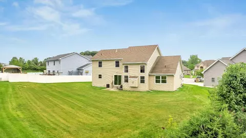 7435 Falling Leaf Cir, Schererville, IN 46375 photo 36