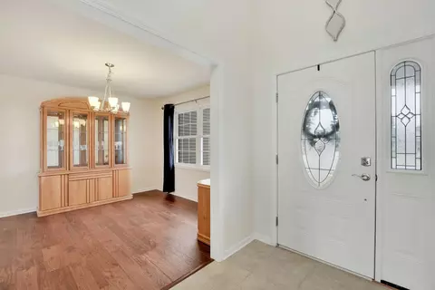 7435 Falling Leaf Cir, Schererville, IN 46375 photo 6