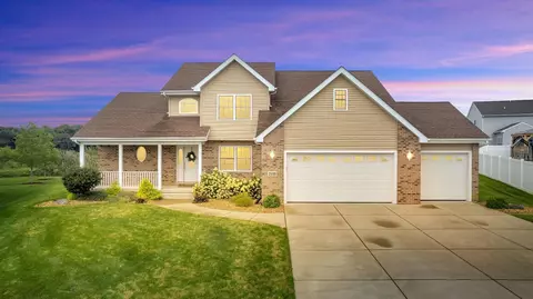7435 Falling Leaf Cir, Schererville, IN 46375 photo 2