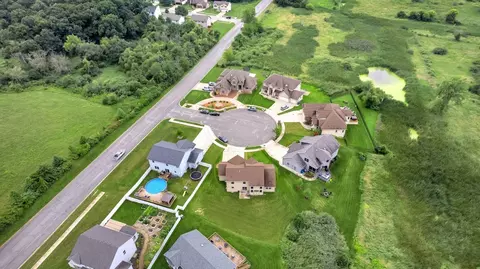 7435 Falling Leaf Cir, Schererville, IN 46375 photo 40