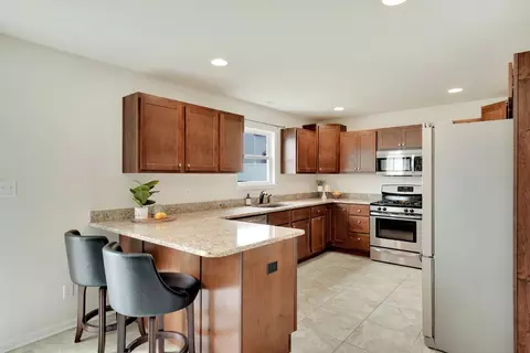 7435 Falling Leaf Cir, Schererville, IN 46375 photo 19