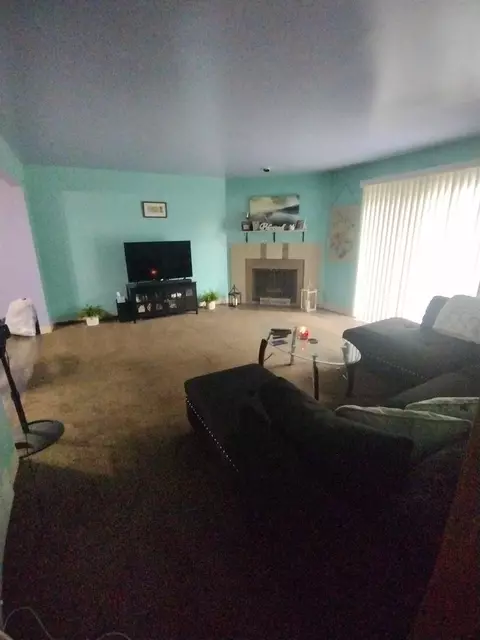 2807 W 39th Pl, Gary, IN 46408 photo 3