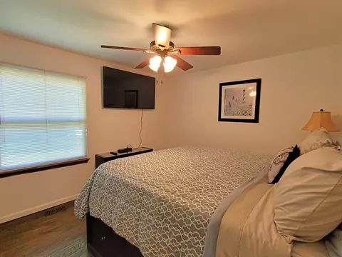 6838 E 4th Ave, Gary, IN 46403 photo 11