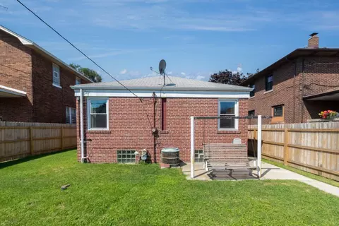 2017 Calumet Ave, Whiting, IN 46394 photo 18
