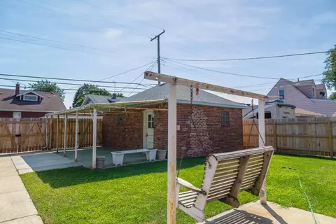 2017 Calumet Ave, Whiting, IN 46394 photo 2