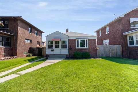 2017 Calumet Ave, Whiting, IN 46394 photo 1