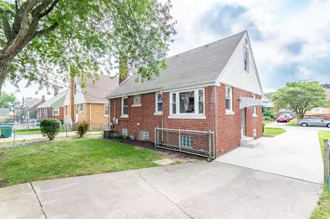 7145 Mclaughlin Ave, Hammond, IN 46324 photo 3