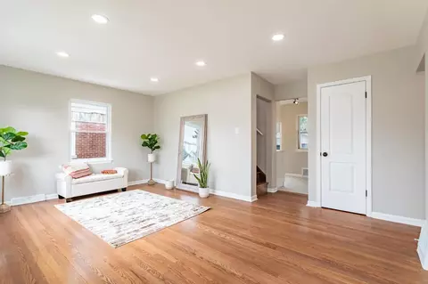 7145 Mclaughlin Ave, Hammond, IN 46324 photo 5