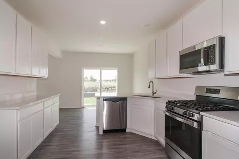 10900 Illinois Dr, Crown Point, IN 46307 photo 9