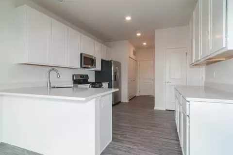 10900 Illinois Dr, Crown Point, IN 46307 photo 8