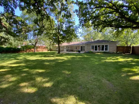925 Quinn Pl, Dyer, IN 46311 photo 3