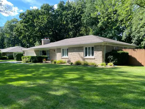 925 Quinn Pl, Dyer, IN 46311 photo 2