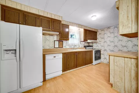 15071 Heritage Dr, Wheatfield, IN 46392 photo 9