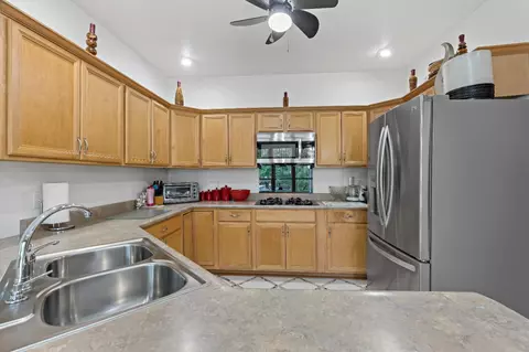 6700 Ironwood Ave, Gary, IN 46403 photo 9