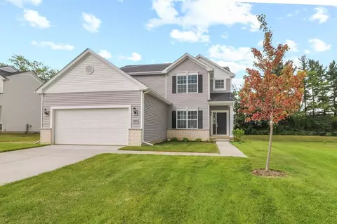 5745 Burr Ridge Cir, Crown Point, IN 46307 photo 1