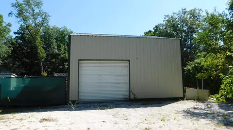 9589 N 490, De Motte, IN 46310 photo 4