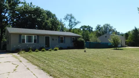 9589 N 490, De Motte, IN 46310 photo 2