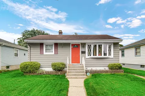 1712 171st Pl, Hammond, IN 46324 photo 1