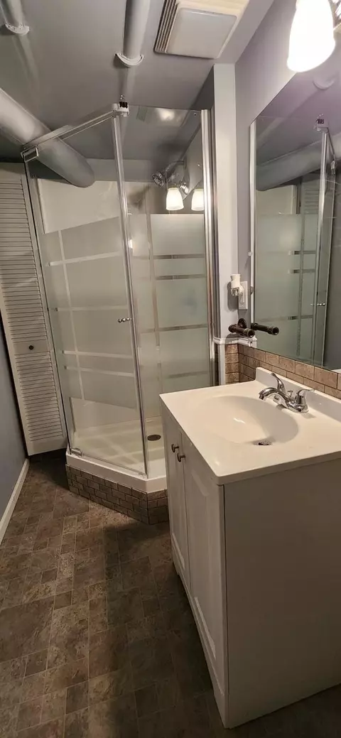 740 N Henry St, Gary, IN 46403 photo 55
