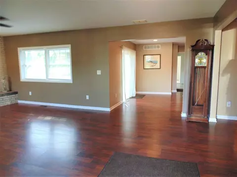 740 N Henry St, Gary, IN 46403 photo 8