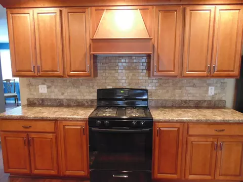 740 N Henry St, Gary, IN 46403 photo 17