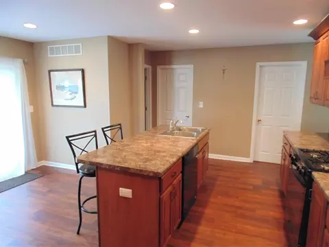 740 N Henry St, Gary, IN 46403 photo 12