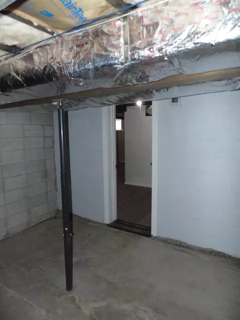 740 N Henry St, Gary, IN 46403 photo 63