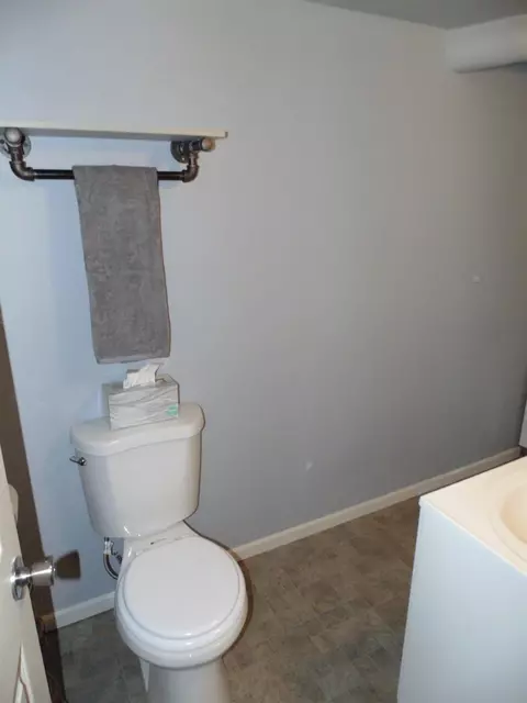 740 N Henry St, Gary, IN 46403 photo 58