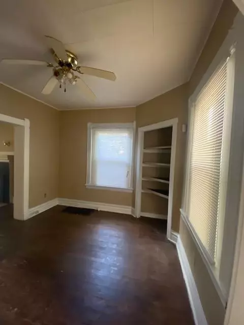 643 Harrison St, Gary, IN 46402 photo 10
