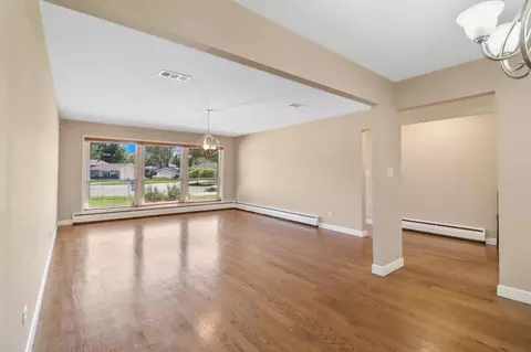 1149 Beatrice Ln, Munster, IN 46321 photo 6