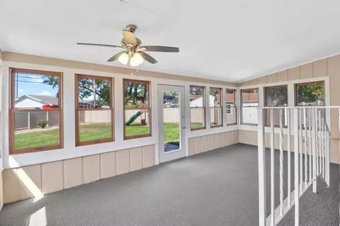 1149 Beatrice Ln, Munster, IN 46321 photo 12