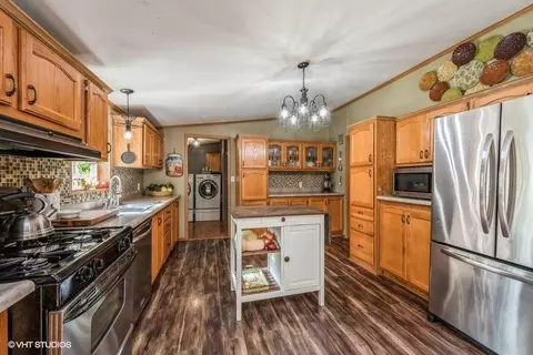 4375 Old Orchard Ln, Wheatfield, IN 46392 photo 9