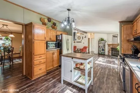 4375 Old Orchard Ln, Wheatfield, IN 46392 photo 10