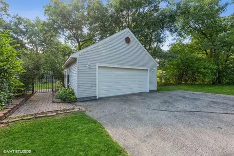 4375 Old Orchard Ln, Wheatfield, IN 46392 photo 3