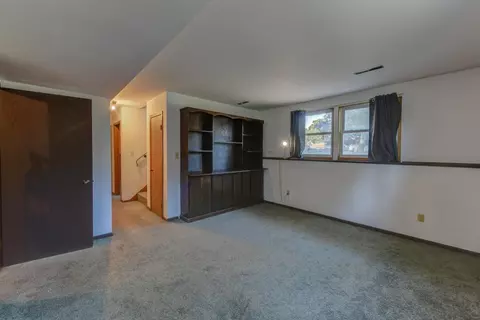 522 N Wheeler St, Griffith, IN 46319 photo 12