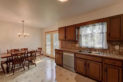 522 N Wheeler St, Griffith, IN 46319 photo 6