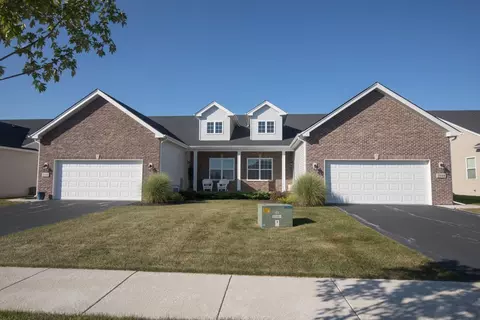 2144 W 129th Pl, Crown Point, IN 46307 photo 1
