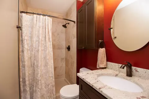 8496 Heather Ct, Saint John, IN 46373 photo 12
