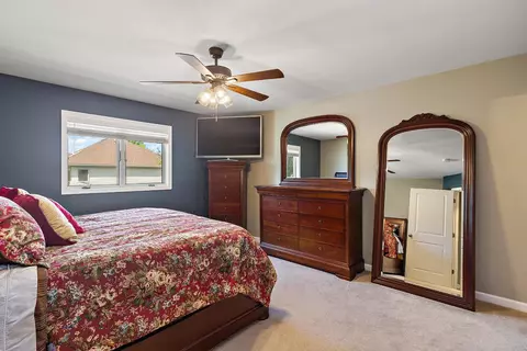 8496 Heather Ct, Saint John, IN 46373 photo 10