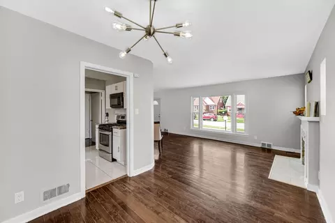 3633 Polk St, Gary, IN 46408 photo 5
