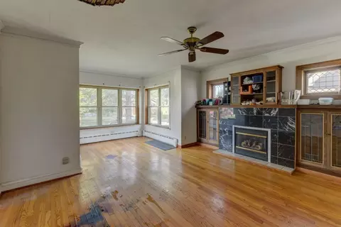 2023 Davis Ave, Whiting, IN 46394 photo 4