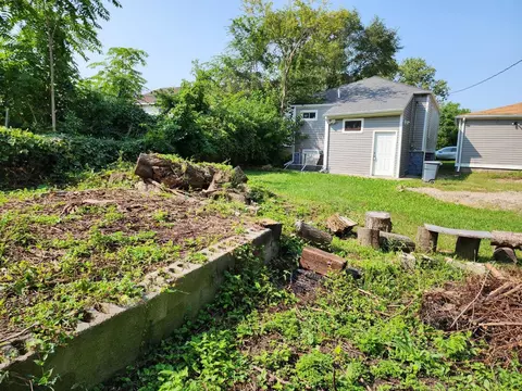 1569 Arthur St, Gary, IN 46404 photo 24