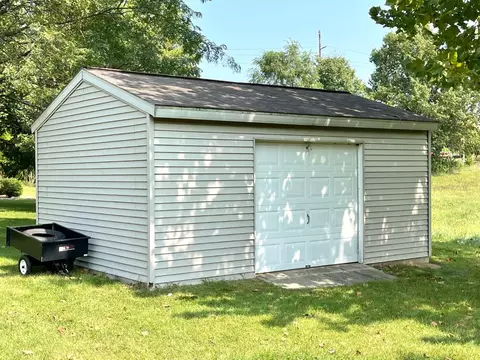 2402 E 150, La Porte, IN 46350 photo 29
