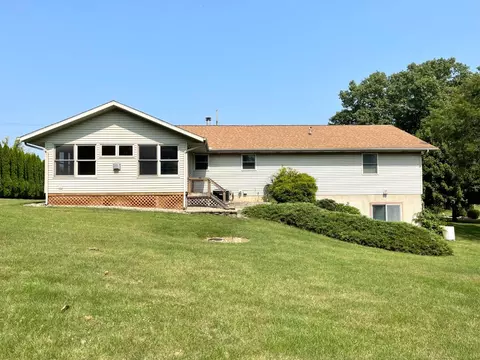 2402 E 150, La Porte, IN 46350 photo 5